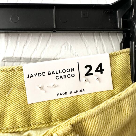 PacSun NWT Jayde Balloon Cargo Yellow Baggy Pants Waist 24 New With Canvas Belt - Picture 11 of 14